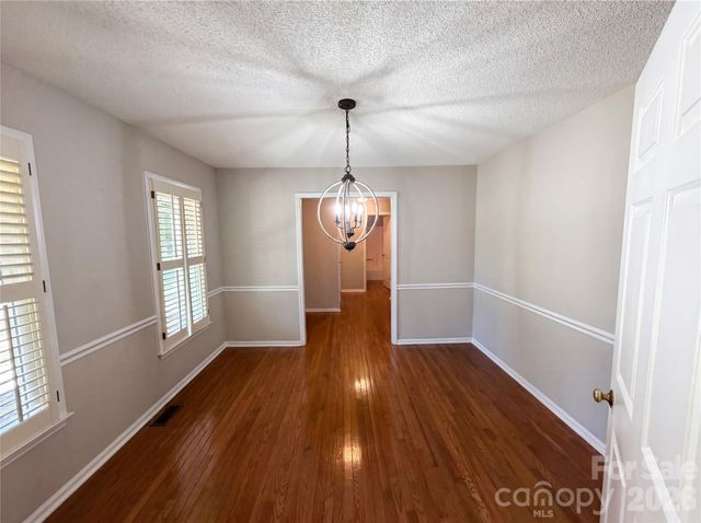 8400 Chestnut Oak Court, Harrisburg, NC 28075