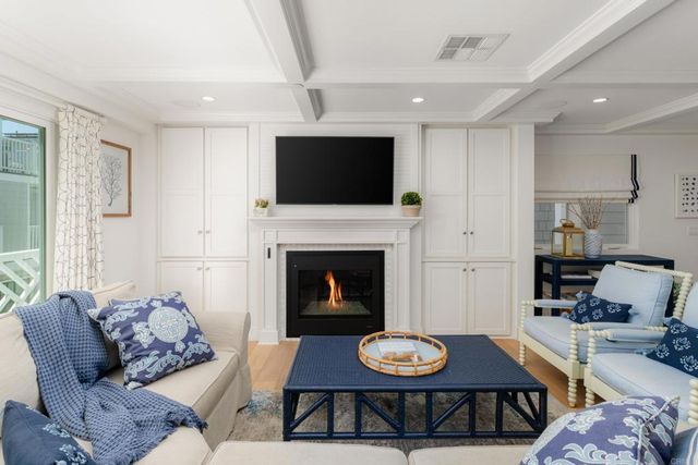 8020 La Jolla Shores Drive, La Jolla, CA 92037