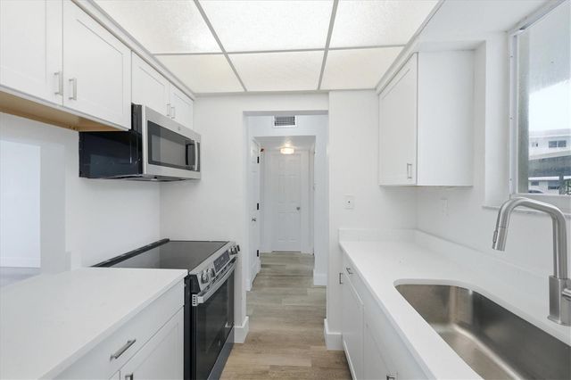 769 JOHN RINGLING BOULEVARD 4, Sarasota, FL 34236