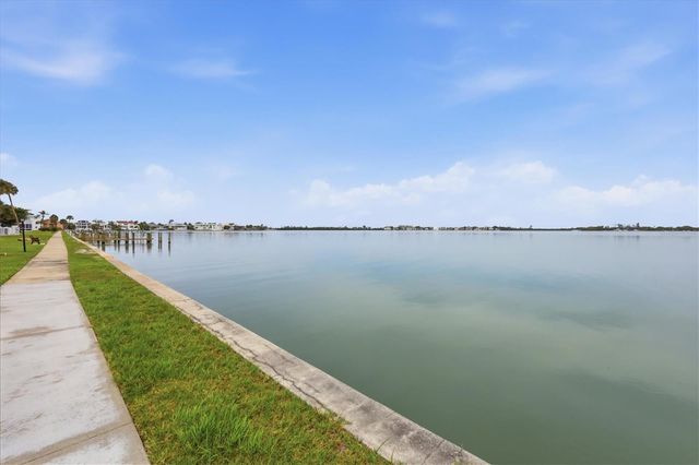 769 JOHN RINGLING BOULEVARD 4, Sarasota, FL 34236