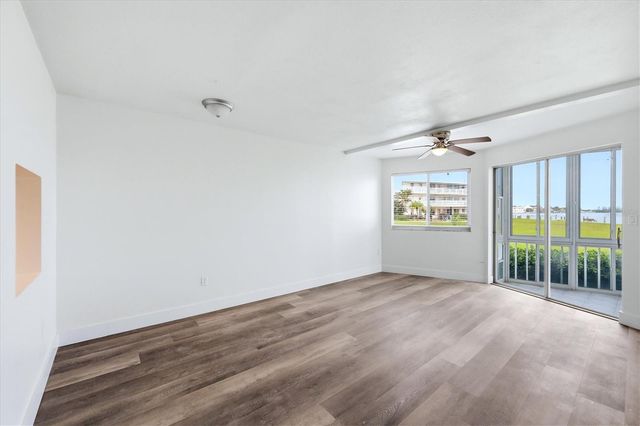 769 JOHN RINGLING BOULEVARD 4, Sarasota, FL 34236