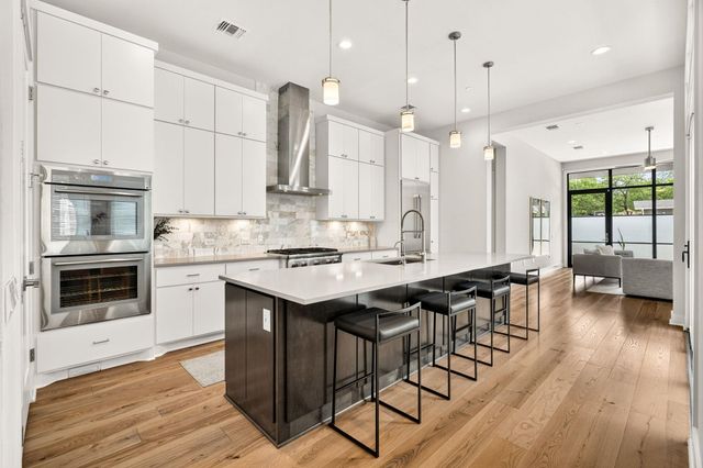 4018 Diligence DR, Austin, TX 78731