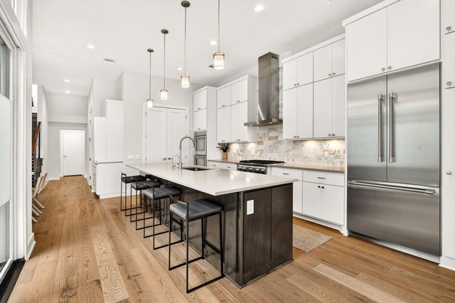 4018 Diligence DR, Austin, TX 78731
