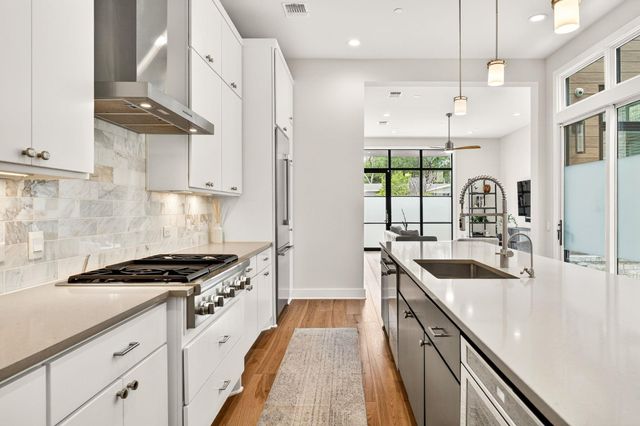 4018 Diligence DR, Austin, TX 78731