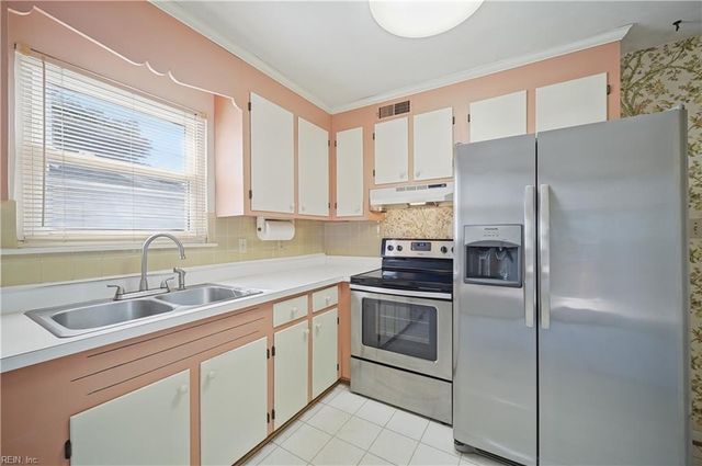 2605 Shore DR, Virginia Beach, VA 23451