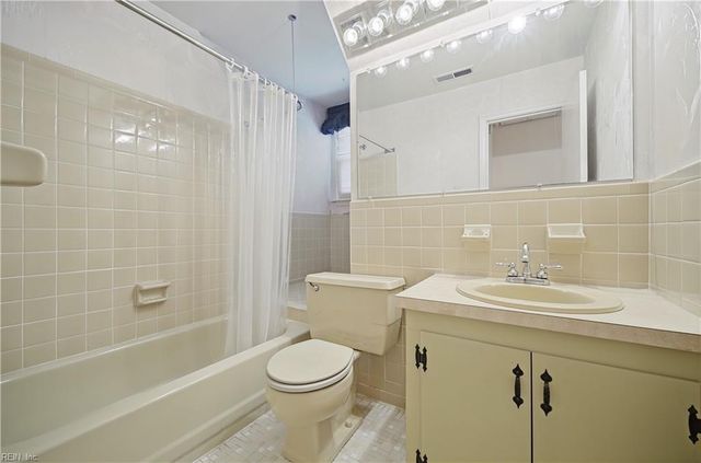 2605 Shore DR, Virginia Beach, VA 23451