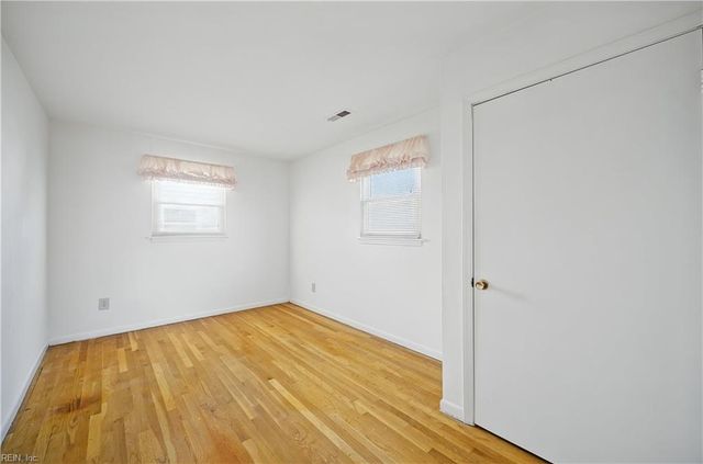 2605 Shore DR, Virginia Beach, VA 23451