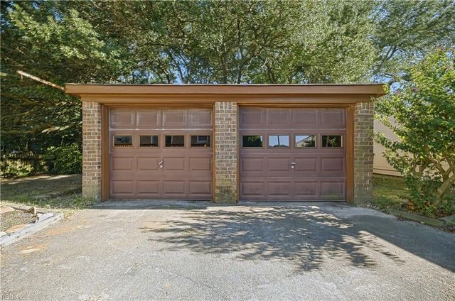 2605 Shore DR, Virginia Beach, VA 23451
