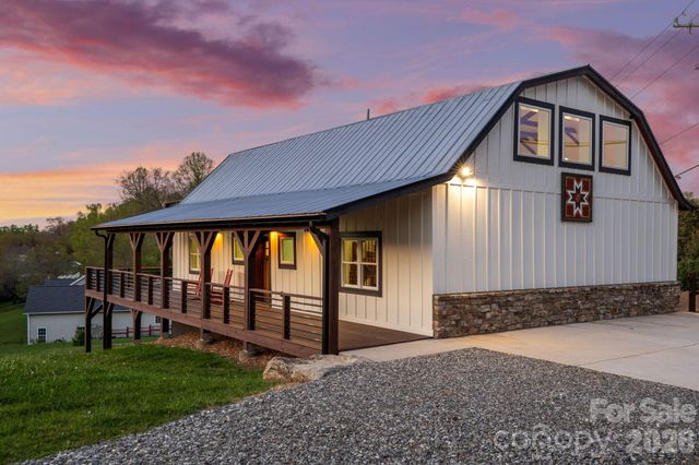 234 Erwin Hills Road, Asheville, NC 28806