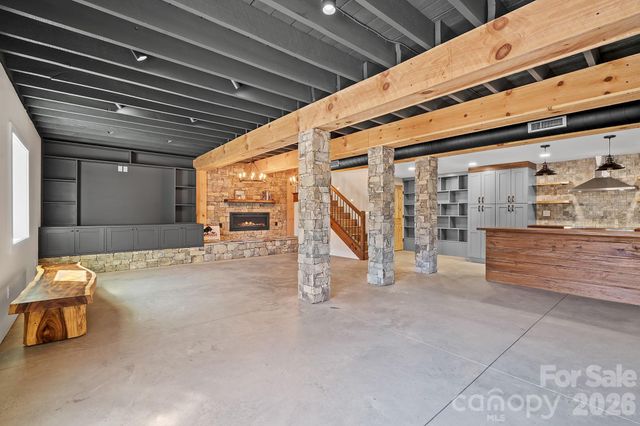 234 Erwin Hills Road, Asheville, NC 28806
