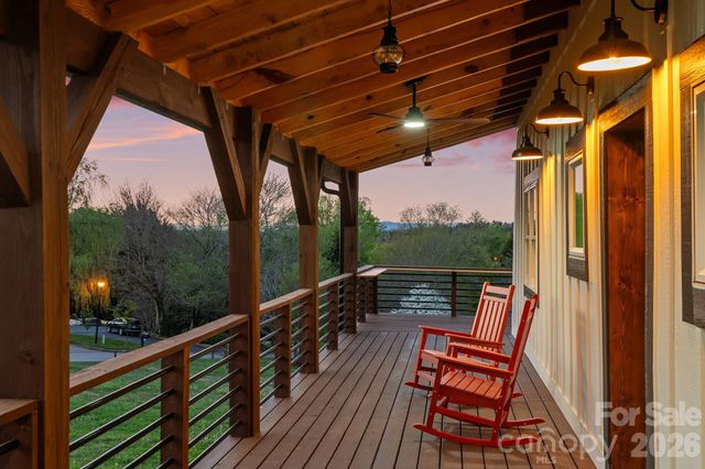 234 Erwin Hills Road, Asheville, NC 28806
