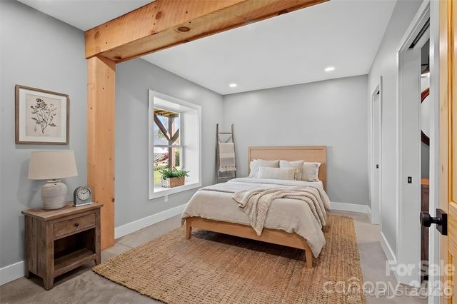 234 Erwin Hills Road, Asheville, NC 28806