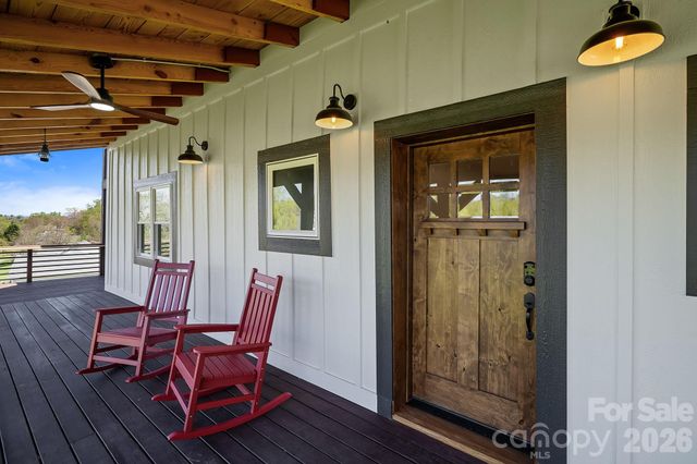 234 Erwin Hills Road, Asheville, NC 28806