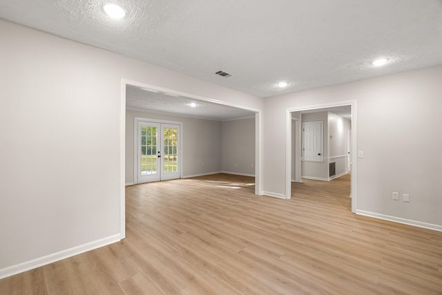 280 Cornith Rd., Petal, MS 39465