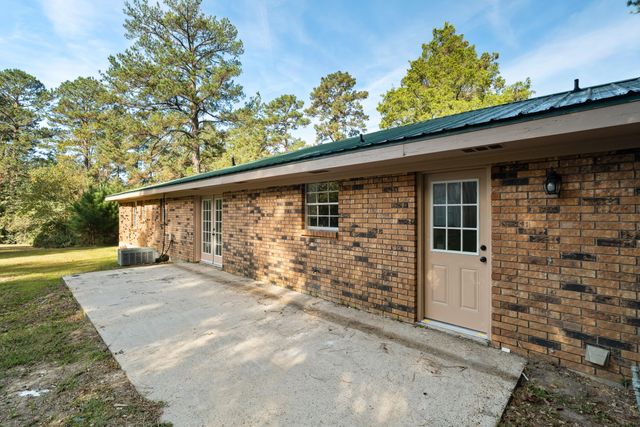 280 Cornith Rd., Petal, MS 39465