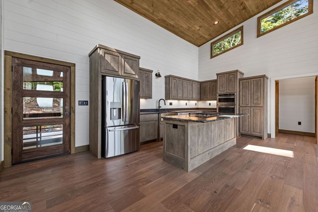 191 Green Ridge Road, Blue Ridge, GA 30513