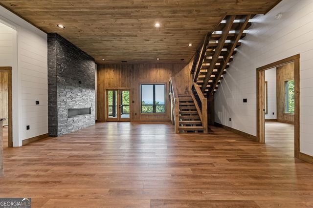 191 Green Ridge Road, Blue Ridge, GA 30513
