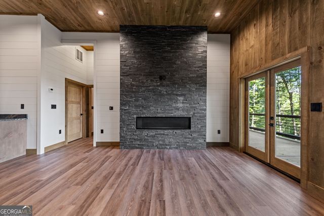 191 Green Ridge Road, Blue Ridge, GA 30513