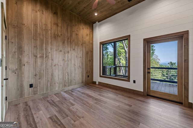191 Green Ridge Road, Blue Ridge, GA 30513