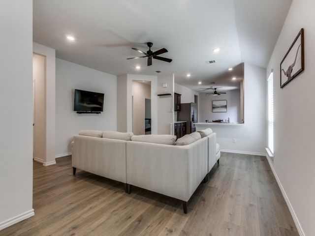 1308 Draper Lane, Forney, TX 75126