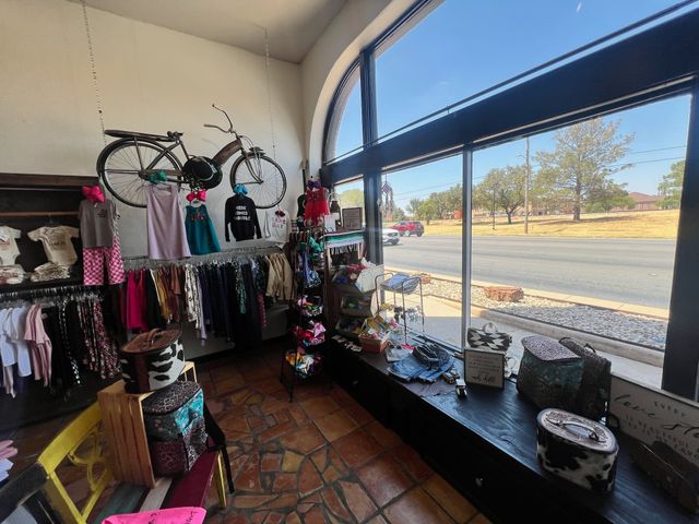 1305 S 1st Street B, Abilene, TX 79602