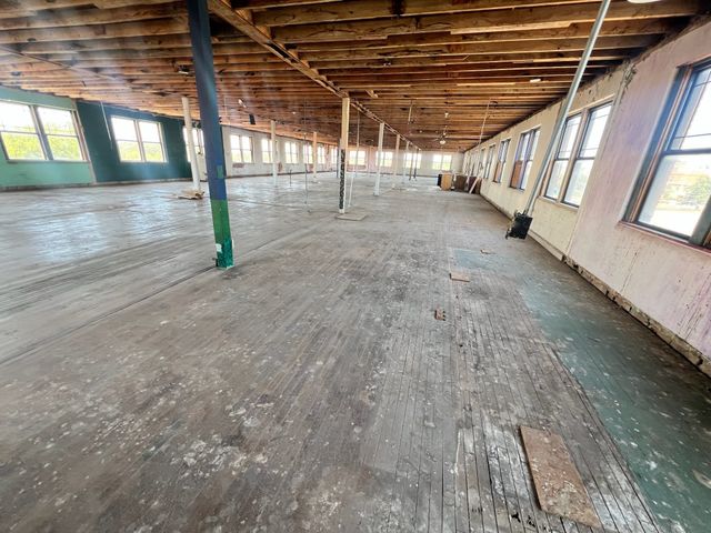 1305 S 1st Street B, Abilene, TX 79602