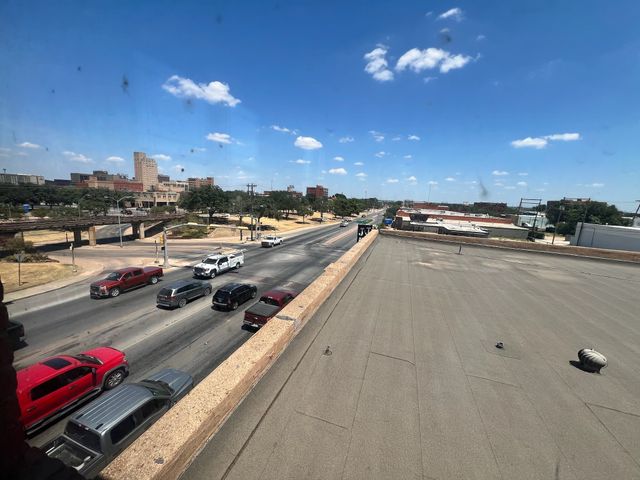 1305 S 1st Street B, Abilene, TX 79602