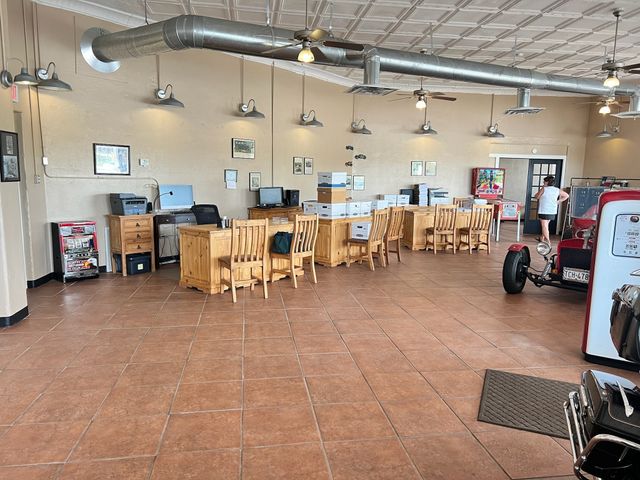 1305 S 1st Street B, Abilene, TX 79602