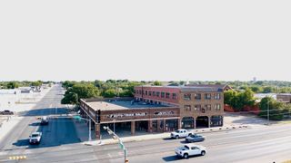 1305 S 1st Street B, Abilene, TX 79602
