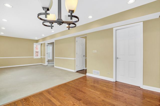 1000 Cumberland Lane, Buffalo Grove, IL 60089