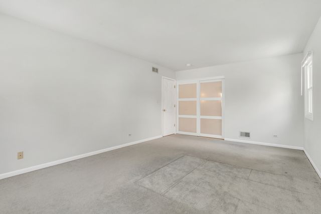 1000 Cumberland Lane, Buffalo Grove, IL 60089