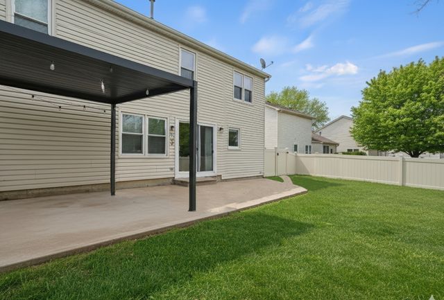 1000 Cumberland Lane, Buffalo Grove, IL 60089