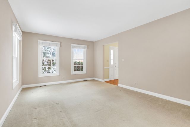 1000 Cumberland Lane, Buffalo Grove, IL 60089