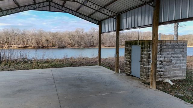 0 Colonel James Hardin Dr, Clifton, TN 38425