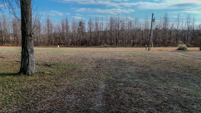 0 Colonel James Hardin Dr, Clifton, TN 38425