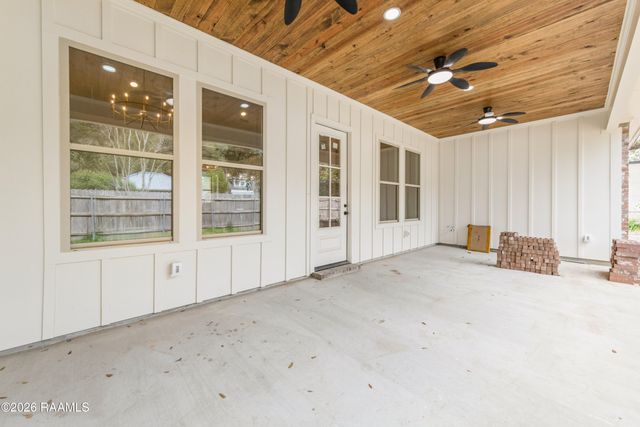 103 Rue Bordeaux, Carencro, LA 70520