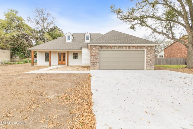 103 Rue Bordeaux, Carencro, LA 70520