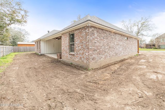 103 Rue Bordeaux, Carencro, LA 70520