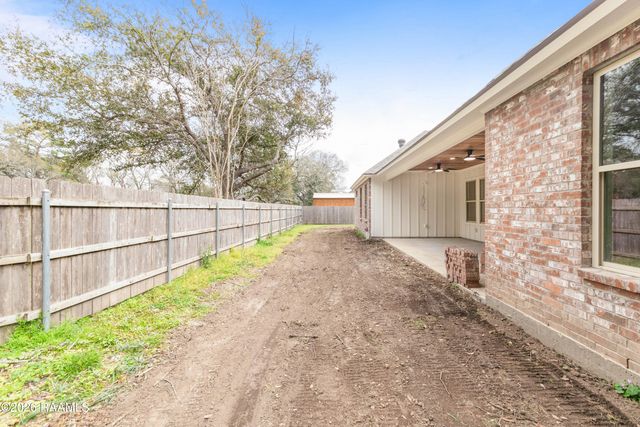 103 Rue Bordeaux, Carencro, LA 70520