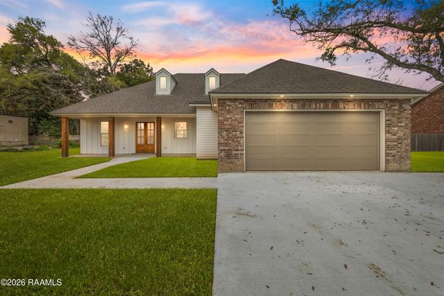 103 Rue Bordeaux, Carencro, LA 70520