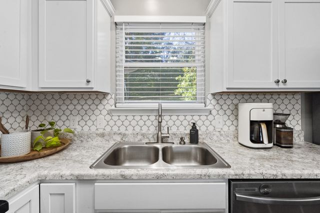 2421 Oak Circle SW, Cleveland, TN 37311