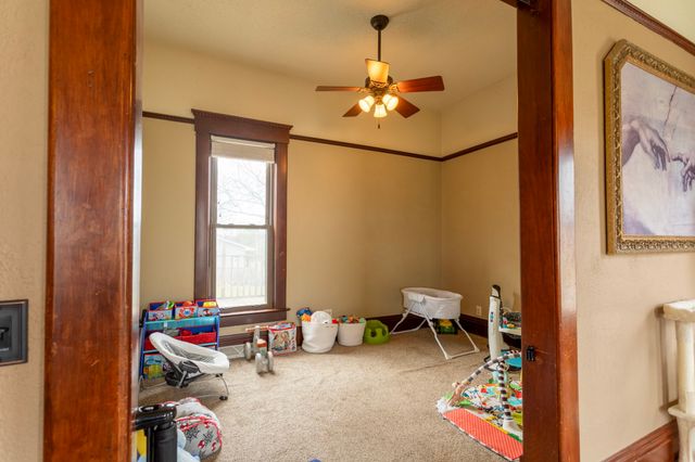 605 S Jefferson Way, Indianola, IA 50125