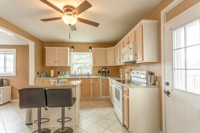 605 S Jefferson Way, Indianola, IA 50125