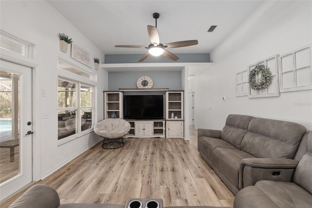 Image 16 of property listing at 9601 NW 62ND LANE, Gainesville, FL 32653