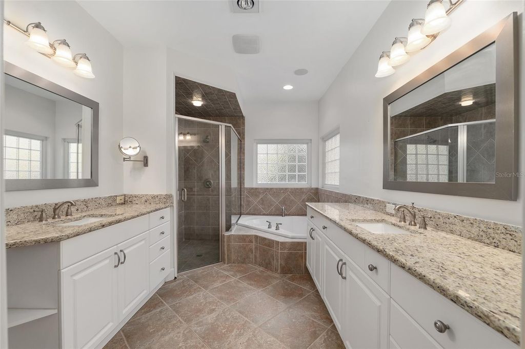 Image 26 of property listing at 9601 NW 62ND LANE, Gainesville, FL 32653