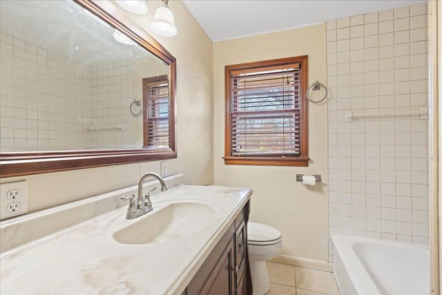 1106 Dennis Avenue, Jasper, TN 37347