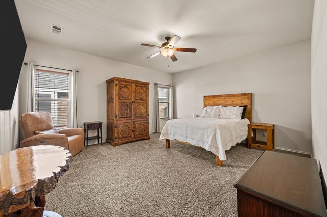 625 Tradewind Drive, Fort Worth, TX 76131
