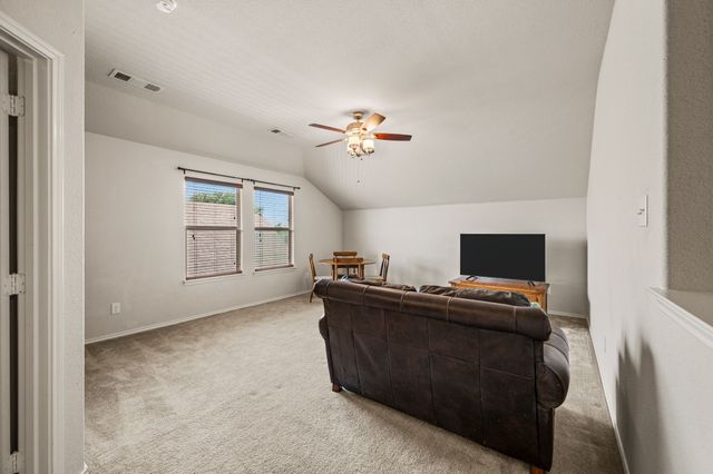 625 Tradewind Drive, Fort Worth, TX 76131