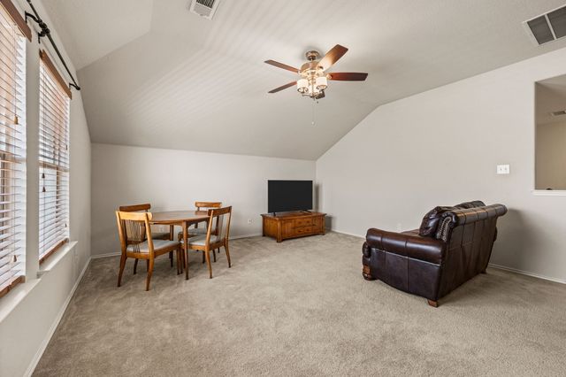 625 Tradewind Drive, Fort Worth, TX 76131