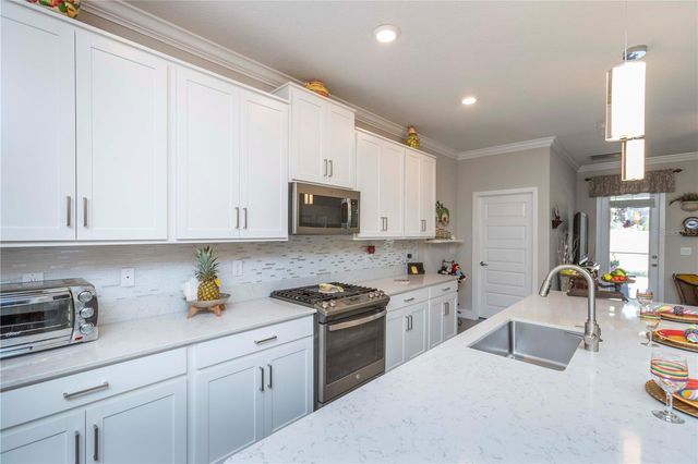 8585 WINNING FIELDS ROAD, New Port Richey, FL 34655